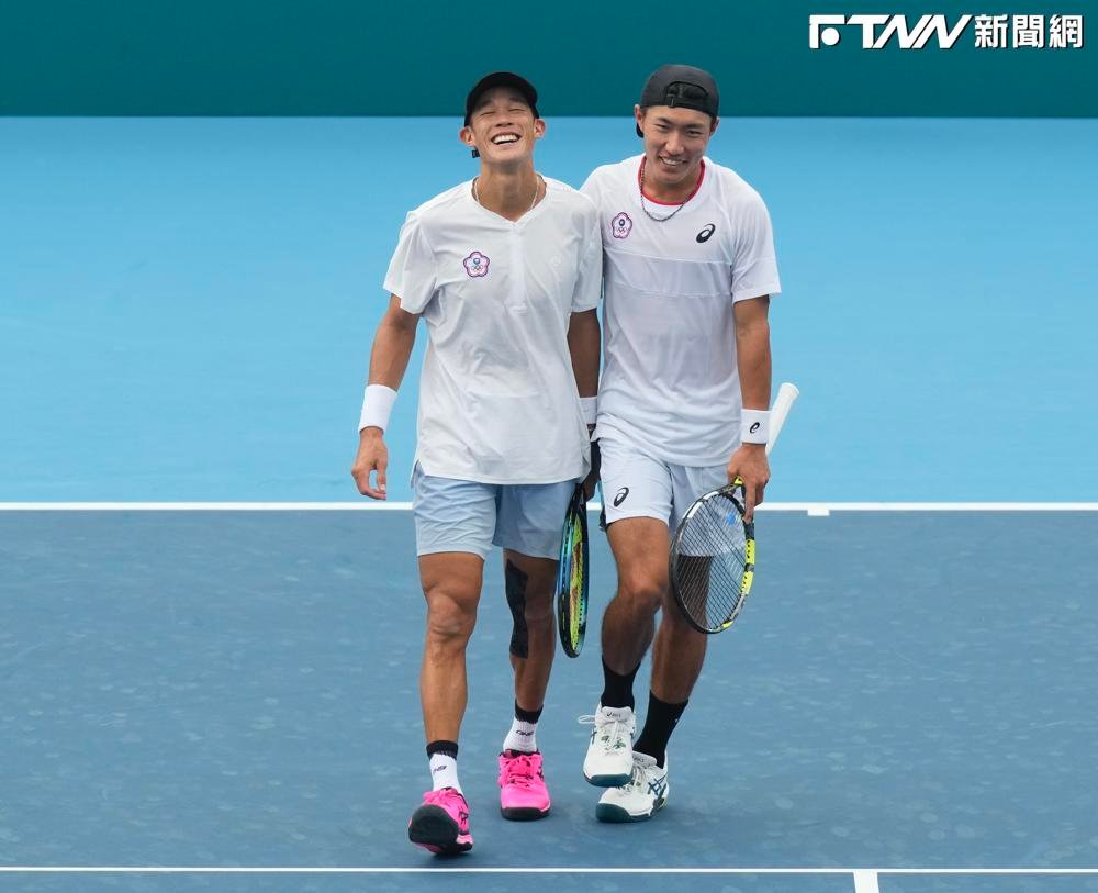台灣第5金入手！莊吉生、許育修亞運網球男雙大勝　勇奪隊史首面金牌