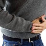 男子胃痛2年醫照X光嚇壞　「60件雜物」全吞了