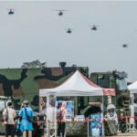 湖口營區湧11萬人參觀 軍、警忙翻爆衝突…民眾阿姨「看不下去」介入了