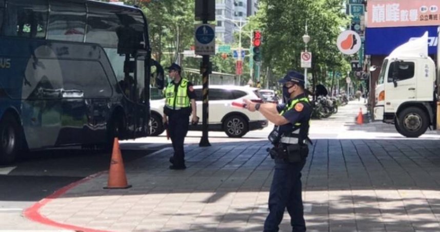 提前因應中秋連假人、車潮　大安警加派重點交崗疏導