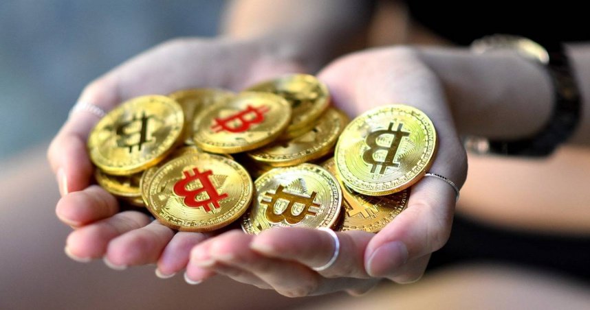 加密貨幣平台錯匯2.2億鉅款「7個月後才發現」　澳女買豪宅名車揮霍…悲慘下場出爐