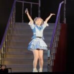 AKB48香港開唱!劉曉晴驚喜現身 見媽媽在台下感動落淚
